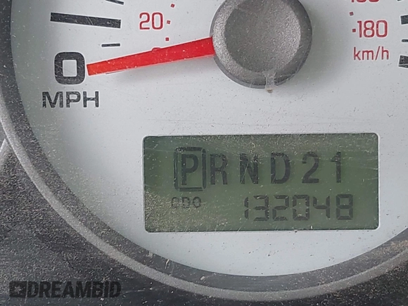 2006 Ford Escape XLT z VIN 1FMCU03126KB78152, wystawiony jako IAAI lot #42759568 z przebiegiem 132 048 mil mil oraz . Historia ofert i sprzedaży dostępna na DreamBid. Obrazek 7.