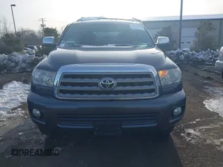 2016 Toyota Sequoia Limited with VIN 5TDJY5G1XGS127354, listed as a IAAI auction lot 41291303 with 106,327 mi miles. Bid and sale history available at carsss.com. Image 12.