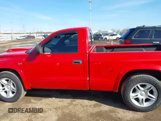 2000 Dodge Dakota SLT with VIN 1B7GL26Z6YS766872, listed as a IAAI auction lot 41854532 with 199,430 mi miles and . Bid and sale history available at DreamBid. Image 15.