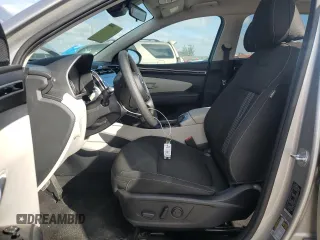 2024 Hyundai Tucson SEL with VIN 5NMJB3DEXRH347502, listed as a Copart auction lot 43367555 with 32,565 mi miles and Clean Title. Bid and sale history available at DreamBid. Image 7.