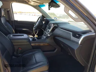 2016 Chevrolet Suburban LT z VIN 1GNSCHKC3GR313126, wystawiony jako IAAI lot #41743640 z przebiegiem 178 351 mil mil oraz . Historia ofert i sprzedaży dostępna na DreamBid. Obrazek 5.