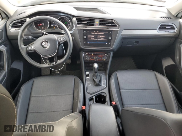 2021 Volkswagen Tiguan SE with VIN 3VV3B7AX9MM153671, listed as a Copart auction lot 83048724 with 45,086 mi miles and Salvage Title. Bid and sale history available at DreamBid. Image 8.