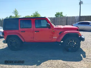 2023 Jeep Wrangler Sahara z VIN 1C4JJXP63PW568190, wystawiony jako IAAI lot #42133650 z przebiegiem 32 347 mil mil oraz . Historia ofert i sprzedaży dostępna na DreamBid. Obrazek 13.