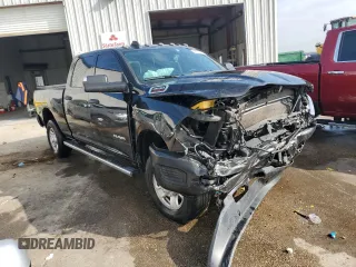 2020 Ram 3500 Tradesman with VIN 3C63R3CL2LG247683, listed as a Copart auction lot 82567694 with 88,739 mi miles and Salvage Title. Bid and sale history available at carsss.com. Image 4.