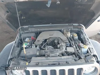 2019 Jeep Wrangler Unlimited Sport S z VIN 1C4HJXDG7KW557682, wystawiony jako IAAI lot #42586742 z przebiegiem 49 741 mil mil oraz . Historia ofert i sprzedaży dostępna na DreamBid. Obrazek 10.