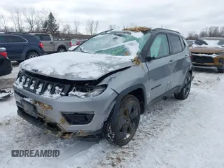 2019 Jeep Compass Latitude with VIN 3C4NJDBBXKT840382, listed as a IAAI auction lot 41592991 with Not provided miles and . Bid and sale history available at DreamBid. Image 2.