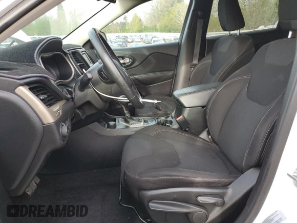 2015 Jeep Cherokee Latitude с VIN 1C4PJMCS7FW787499, выставлен на аукционе Copart как лот 52748725 с пробегом 95 406 миль миль и Списание • Salvage title. История ставок и продаж доступна на DreamBid. Изображение 7.