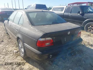 2002 BMW 5 Series 530iA with VIN WBADT63402CH96437, listed as a IAAI auction lot 41740118 with 172,450 mi miles. Bid and sale history available at carsss.com. Image 3.