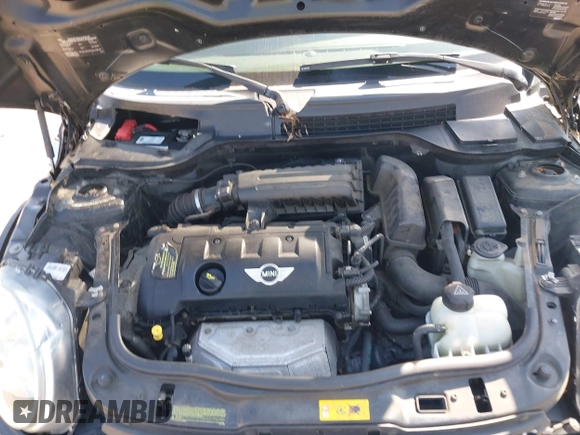 2013 MINI Hardtop with VIN WMWSU3C54DT689273, listed as a IAAI auction lot 42501517 with 100,194 mi miles and . Bid and sale history available at DreamBid. Image 10.