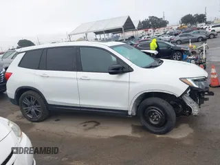 2021 Honda Passport EX-L with VIN 5FNYF7H58MB008459, listed as a IAAI auction lot 41920918 with 72,353 mi miles and . Bid and sale history available at carsss.com. Image 14.