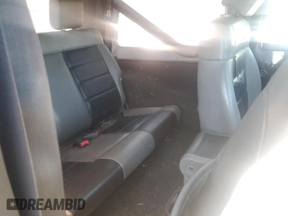 2010 Jeep Wrangler Sahara z VIN 1J4AA5D10AL204437, wystawiony jako Copart lot #50743665 z przebiegiem 211 585 mil mil oraz Szkoda całkowita • Salvage title. Historia ofert i sprzedaży dostępna na DreamBid. Obrazek 10.