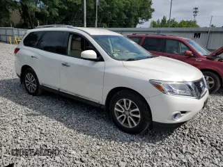 2015 Nissan Pathfinder S with VIN 5N1AR2MM4FC669264, listed as a Copart auction lot 64694715 with 148,389 mi miles and Clean title. Bid and sale history available at DreamBid. Image 4.