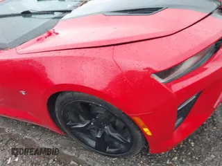 2016 Chevrolet Camaro 2SS с VIN 1G1FH1R78G0143516, выставлен на аукционе IAAI как лот 41566045 с пробегом 95 591 миль миль и . История ставок и продаж доступна на DreamBid. Изображение 17.