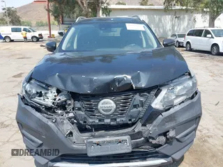 2019 Nissan Rogue SV with VIN KNMAT2MT5KP529742, listed as a IAAI auction lot 42412697 with 235,712 mi miles and . Bid and sale history available at DreamBid. Image 12.