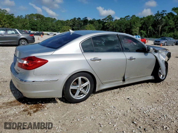 2013 Hyundai Genesis 3.8L z VIN KMHGC4DD3DU220138, wystawiony jako Copart lot #58619845 z przebiegiem 147 885 mil mil oraz Szkoda całkowita • Salvage title. Historia ofert i sprzedaży dostępna na DreamBid. Obrazek 3.