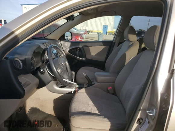 2006 Toyota RAV4 Limited z VIN JTMZK31V065002744, wystawiony jako Copart lot #89389985 z przebiegiem 155 930 mil mil oraz Szkoda całkowita • Salvage title. Historia ofert i sprzedaży dostępna na DreamBid. Obrazek 7.