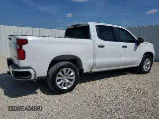 2022 Chevrolet Silverado 1500 Custom with VIN 1GCPWBEK7NZ140147, listed as a Copart auction lot 54241265 with 91,465 mi miles and Clean Title. Bid and sale history available at DreamBid. Image 3.