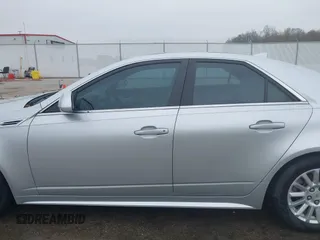 2010 Cadillac CTS Luxury with VIN 1G6DE5EG3A0109238, listed as a IAAI auction lot 42003762 with 178,749 mi miles and . Bid and sale history available at carsss.com. Image 14.