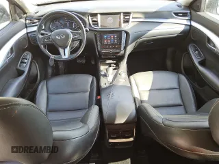 2019 Infiniti QX50 LUXE with VIN 3PCAJ5M19KF123107, listed as a Copart auction lot 49866125 with 131,075 mi miles and Clean Title. Bid and sale history available at carsss.com. Image 8.