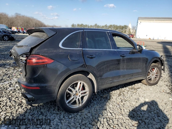 2016 Porsche Cayenne with VIN WP1AA2A21GKA38072, listed as a Copart auction lot 43082985 with 0 mi miles and Salvage Title. Bid and sale history available at carsss.com. Image 3.