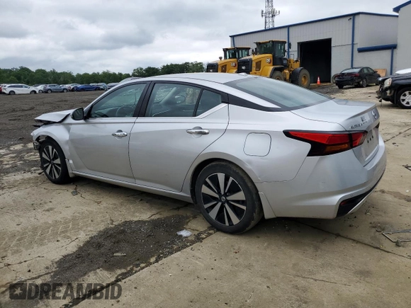 2019 Nissan Altima SV with VIN 1N4BL4DV7KC159344, listed as a Copart auction lot 57728725 with 53,747 mi miles and Salvage title. Bid and sale history available at DreamBid. Image 2.