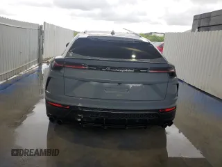 2022 Lamborghini Urus z VIN ZPBUA1ZL8NLA16768, wystawiony jako Copart lot #40152294 z przebiegiem 10 595 mil mil oraz Tytuł czysty. Historia ofert i sprzedaży dostępna na DreamBid. Obrazek 6.