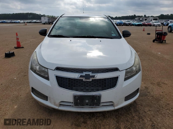 2014 Chevrolet Cruze LS with VIN 1G1PA5SH2E7281141, listed as a Copart auction lot 55183335 with 145,066 mi miles and Clean Title. Bid and sale history available at carsss.com. Image 5.