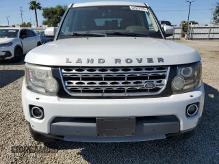 2016 Land Rover LR4 HSE Lux with VIN SALAK2V69GA792458, listed as a Copart auction lot 52592155 with 128,664 mi miles and Salvage Title. Bid and sale history available at DreamBid. Image 5.