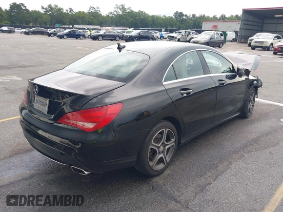 2014 Mercedes-Benz CLA 250 z VIN WDDSJ4EB6EN111093, wystawiony jako IAAI lot #42372072 z przebiegiem 82 988 mil mil oraz . Historia ofert i sprzedaży dostępna na DreamBid. Obrazek 4.