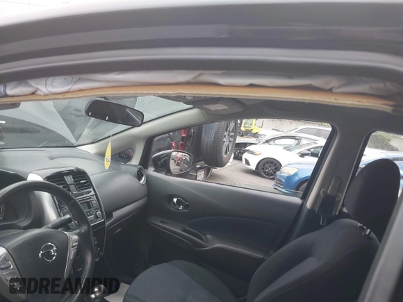 2015 Nissan Note S z VIN 3N1CE2CP8FL434975, wystawiony jako IAAI lot #42444018 z przebiegiem 67 260 mil mil oraz . Historia ofert i sprzedaży dostępna na DreamBid. Obrazek 13.