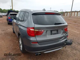 2014 BMW X3 xDrive28i z VIN 5UXWX9C54E0D19136, wystawiony jako IAAI lot #41976946 z przebiegiem 93 776 mil mil oraz . Historia ofert i sprzedaży dostępna na DreamBid. Obrazek 3.