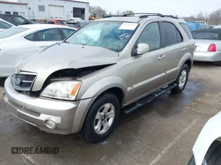 2005 Kia Sorento LX with VIN KNDJD733555359460, listed as a IAAI auction lot 41500228 with 157,649 mi miles. Bid and sale history available at carsss.com. Image 18.