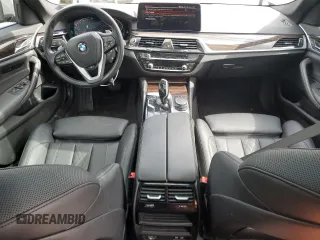 2022 BMW 5 Series 530i xDrive z VIN WBA13BJ0XNWX56782, wystawiony jako Copart lot #50706545 z przebiegiem 86 813 mil mil oraz Szkoda całkowita • Salvage title. Historia ofert i sprzedaży dostępna na DreamBid. Obrazek 8.