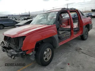 2002 Chevrolet Avalanche with VIN 3GNEC13T52G282702, listed as a Copart auction lot 62172665 with 184,024 mi miles and Salvage title. Bid and sale history available at DreamBid. Image 1.