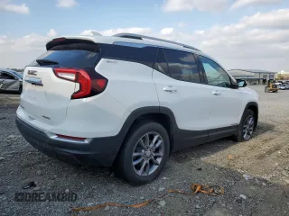 2023 GMC Terrain SLT with VIN 3GKALVEG0PL138041, listed as a Copart auction lot 52721145 with 33,451 mi miles and Salvage title. Bid and sale history available at DreamBid. Image 3.