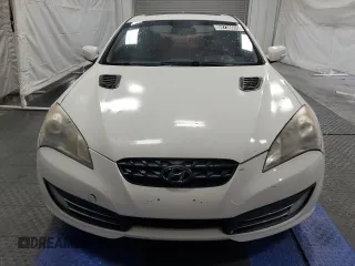 2010 Hyundai Genesis Coupe Grand Touring with VIN KMHHU6KH0AU010630, listed as a Copart auction lot 60736055 with 126,770 mi miles and Clean title. Bid and sale history available at DreamBid. Image 5.