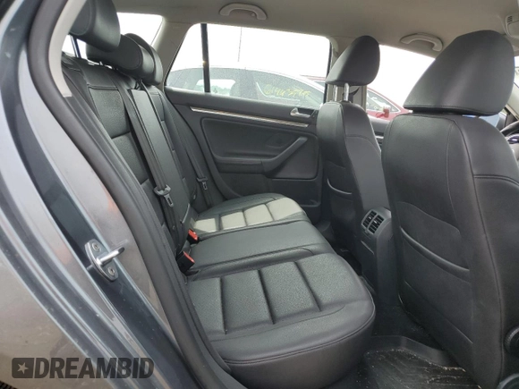 2012 Volkswagen Jetta TDI w/Sunroof & Nav z VIN 3VWPL7AJ2CM698888, wystawiony jako Copart lot #61030065 z przebiegiem 112 544 mil mil oraz Czysty tytuł • Clean title. Historia ofert i sprzedaży dostępna na DreamBid. Obrazek 10.