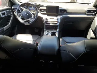 2021 Ford Explorer XLT z VIN 1FMSK8DH1MGA29114, wystawiony jako Copart lot #55319215 z przebiegiem 51 371 mil mil oraz Szkoda całkowita • Salvage title. Historia ofert i sprzedaży dostępna na DreamBid. Obrazek 8.