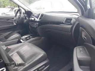 2017 Honda Pilot Touring with VIN 5FNYF5H99HB037126, listed as a IAAI auction lot 42275048 with 164,289 mi miles and . Bid and sale history available at DreamBid. Image 5.