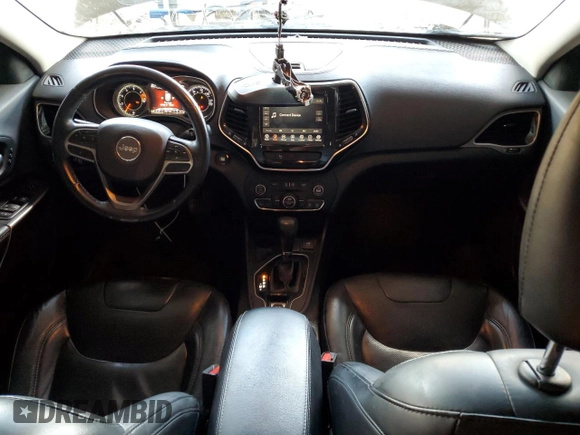 2019 Jeep Cherokee Limited z VIN 1C4PJLDB7KD300607, wystawiony jako Copart lot #55182825 z przebiegiem 139 941 mil mil oraz Szkoda całkowita • Salvage title. Historia ofert i sprzedaży dostępna na DreamBid. Obrazek 8.