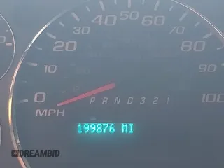 2013 Chevrolet Express Cargo z VIN 1GCSGAFX2D1162792, wystawiony jako IAAI lot #42610323 z przebiegiem 199 876 mil mil oraz . Historia ofert i sprzedaży dostępna na DreamBid. Obrazek 16.