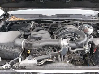 2022 Toyota Tacoma SR z VIN 3TYCZ5AN8NT096091, wystawiony jako IAAI lot #41966344 z przebiegiem 6 536 mil mil oraz . Historia ofert i sprzedaży dostępna na DreamBid. Obrazek 10.