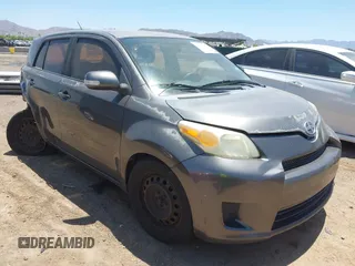 2010 Scion xD z VIN JTKKU4B45AJ056833, wystawiony jako IAAI lot #42450316 z przebiegiem 273 828 mil mil oraz . Historia ofert i sprzedaży dostępna na DreamBid. Obrazek 1.