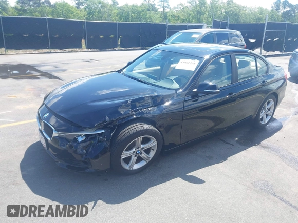 2013 BMW 3 Series 328i xDrive with VIN WBA3B5C58DF138736, listed as a IAAI auction lot 41981208 with 113,510 mi miles. Bid and sale history available at carsss.com. Image 17.