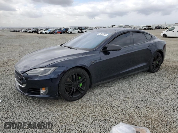 2013 Tesla Model S Performance с VIN 5YJSA1DP9DFP05325, выставлен на аукционе Copart как лот 52617545 с пробегом 122 847 миль миль и Списание • Salvage title. История ставок и продаж доступна на DreamBid. Изображение 1.
