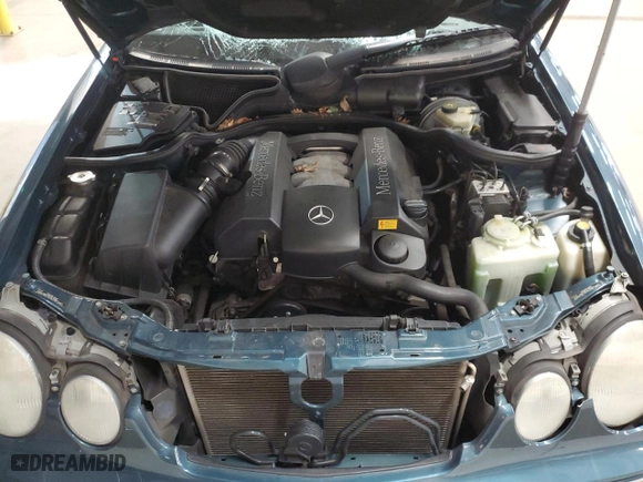 2002 Mercedes-Benz E-Class with VIN WDBJH82J72X062392, listed as a Copart auction lot 87488284 with 229,240 mi miles and Salvage Title. Bid and sale history available at carsss.com. Image 12.