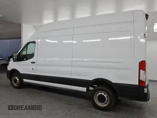 2023 Ford Transit Cargo z VIN 1FTBR1X8XPKB01724, wystawiony jako Copart lot #43828525 z przebiegiem 39 657 mil mil oraz Czysty tytuł • Clean title. Historia ofert i sprzedaży dostępna na DreamBid. Obrazek 2.