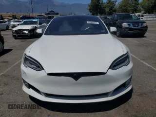 2020 Tesla Model S Performance with VIN 5YJSA1E42LF401157, listed as a Copart auction lot 55082875 with 60,376 mi miles and Salvage title. Bid and sale history available at DreamBid. Image 5.