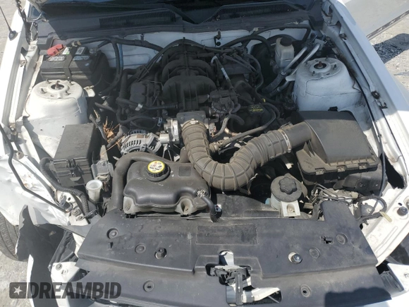 2009 Ford Mustang with VIN 1ZVHT80N095112394, listed as a Copart auction lot 60532675 with 84,856 mi miles and Salvage title. Bid and sale history available at DreamBid. Image 11.