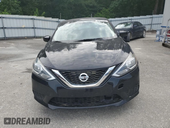 2018 Nissan Sentra SV with VIN 3N1AB7AP3JY262320, listed as a Copart auction lot 62417505 with 39,803 mi miles and Clean title. Bid and sale history available at DreamBid. Image 5.